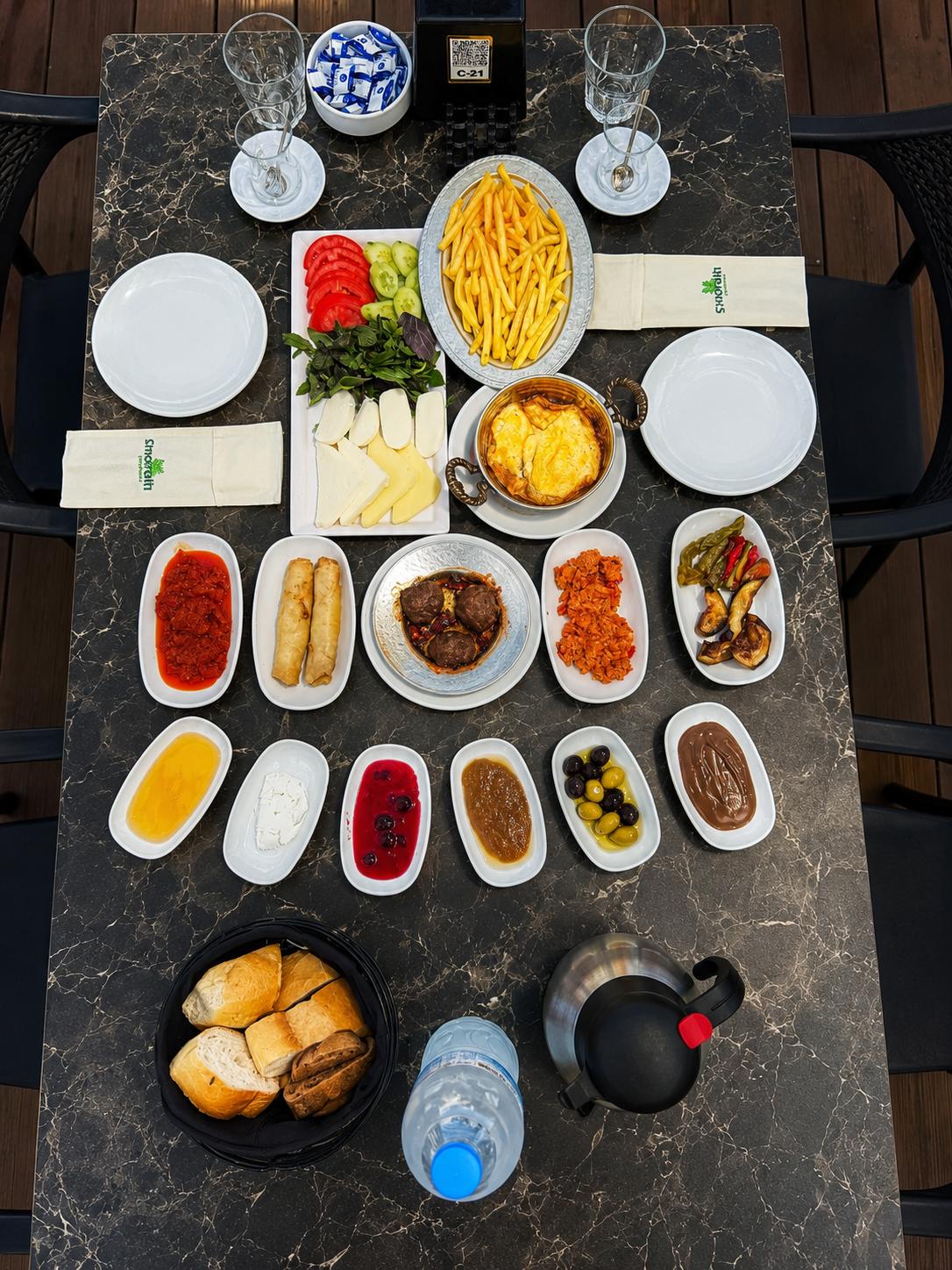 Kahvaltı Serpme