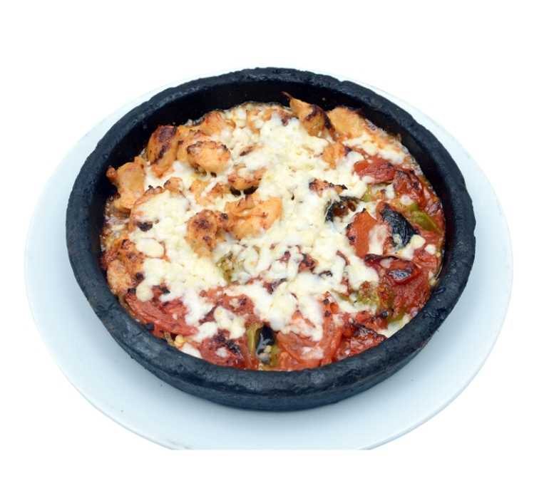 Kiremitte Kaşarlı Tavuk